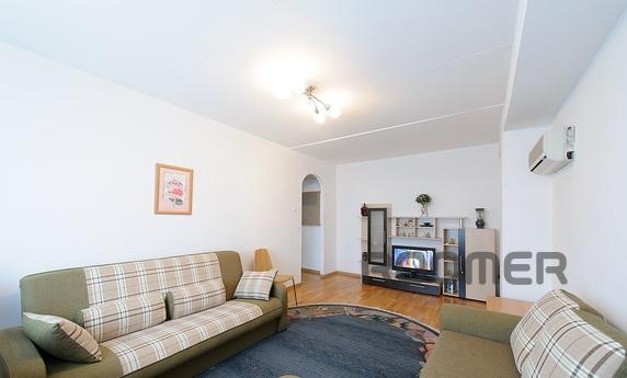 Comfortable 2-bedroom apartment in a 10-minute walk from the