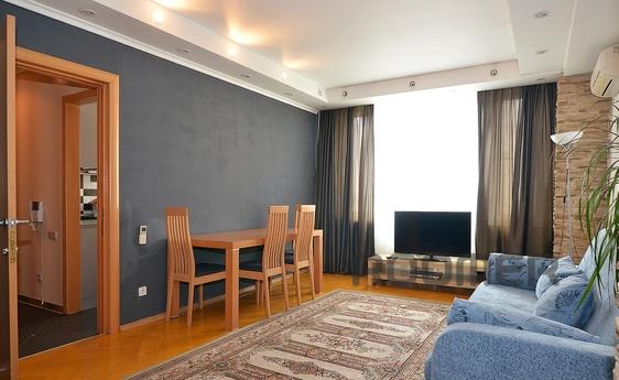 3 BR apartment-Novy Arbat, Москва - квартира подобово