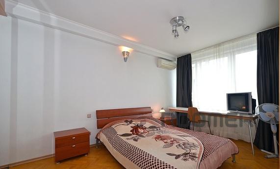 3 BR apartment-Novy Arbat, Москва - квартира подобово