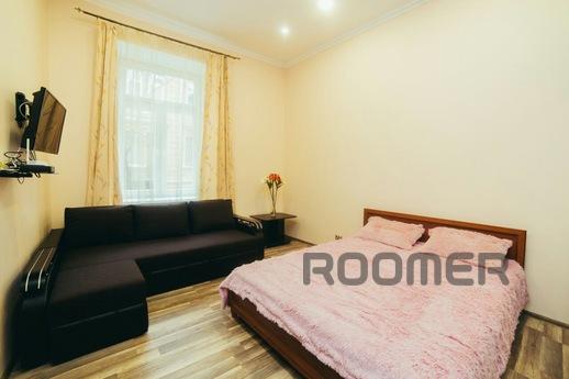 Apartments with good quality repair, in the city center of t