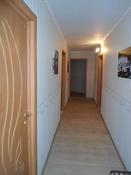 Rooms in apartment, Новосибірськ - квартира подобово