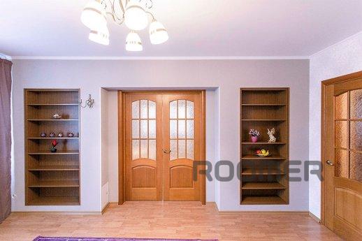 3-х кімнатна квартира, Достик 117В, Алмати - квартира подобово