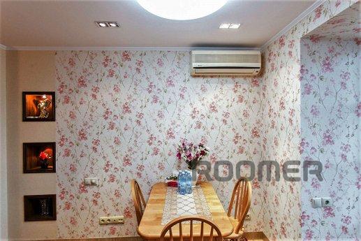 3-х кімнатна квартира, Достик 117В, Алмати - квартира подобово