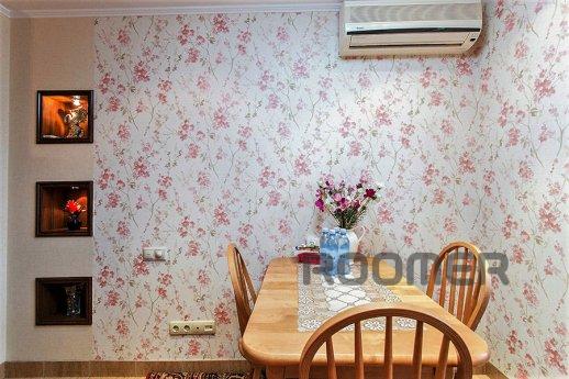 3-х кімнатна квартира, Достик 117В, Алмати - квартира подобово