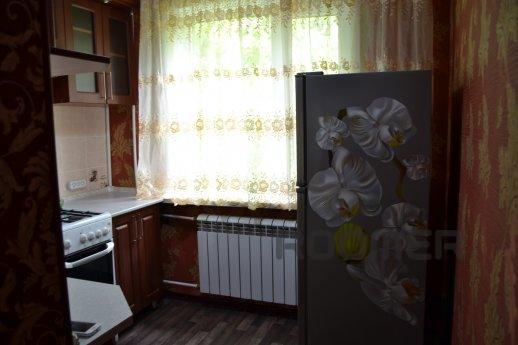 Симпатична 2-ох кімнатна квартира, Караганда - квартира подобово