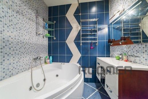 The apartment euro renovation (Jacuzzi), Казань - квартира подобово