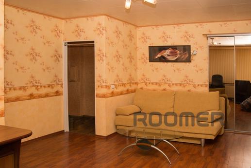One room for rent! Centre, Yekaterinburg - apartment by the day
