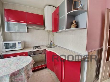 Its roomy 2sq on Saltovka. Check, Kharkiv - apartment by the day