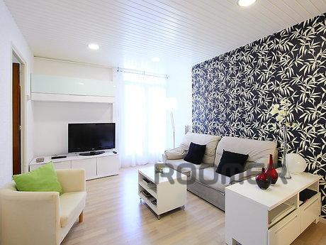 Сдается посуточно комфортная и уютная квартира. 1 минута пеш