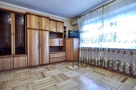 One-bedroom apartment in the center, Краснодар - квартира подобово