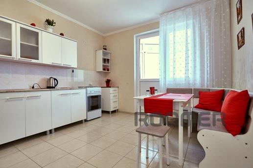 Modern 1-bedroom apartment, Краснодар - квартира подобово