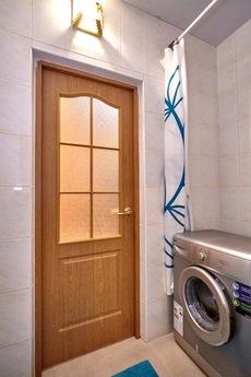 One bedroom apartment in the center, Krasnodar - apartment by the day