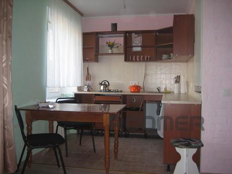 Квартира в Ивано-Франковске на Довженко, Ивано-Франковск - квартира посуточно
