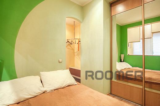 1 bedroom apartment near the metro, Санкт-Петербург - квартира подобово