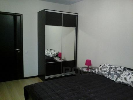 Spacious apartment on the banks, Красногорськ - квартира подобово