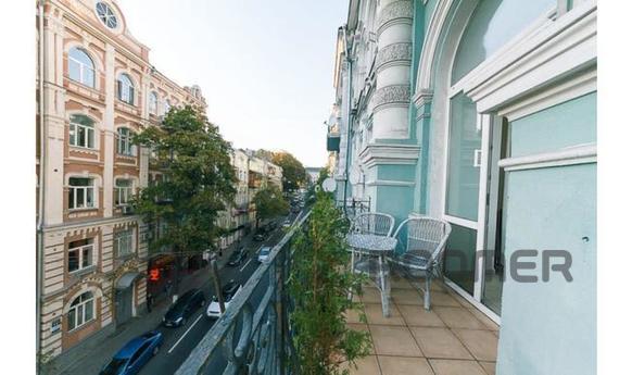 Розкішні апартаменти в центрі Киева, Київ - квартира подобово
