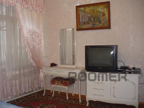 Apartment is in the heart of the owner, Таганрог - квартира подобово