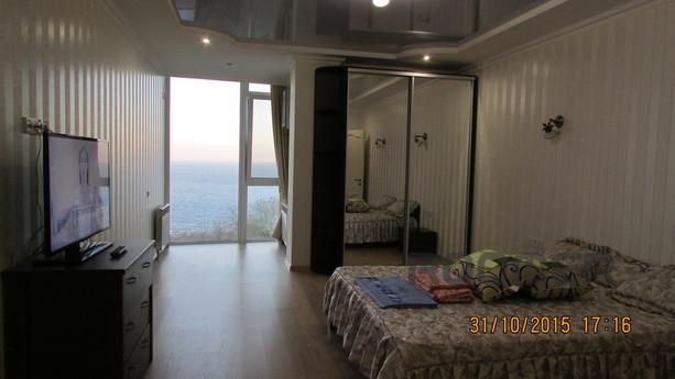 4 комнатная с видом на море 200 кв.м, Одесса - квартира посуточно