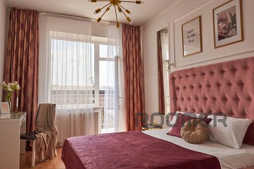 Luxurious and bright 3k sq., Mukacheve - apartment by the day