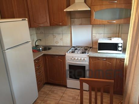 The apartment is on the waterfront, Волгоград - квартира подобово