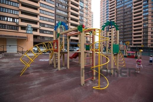 Посуточно Октябрьская 181/2, Краснодар - квартира посуточно