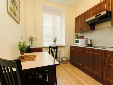 Посуточно Земляной Вал 24/32, Москва - квартира посуточно