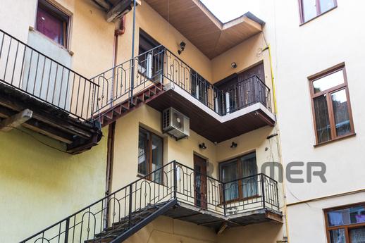Avangard on Kostiushka St. 20 Apart, Lviv - apartment by the day