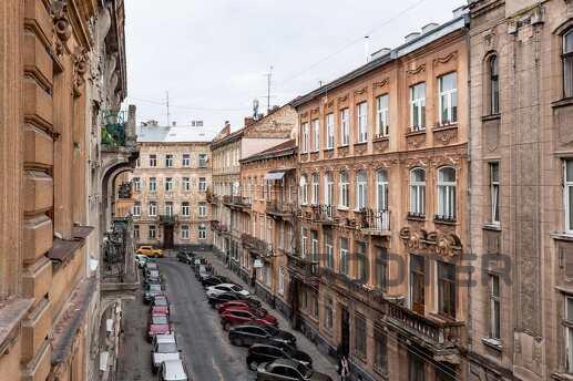 Avangard French Le Ciel Apart, Lviv - apartment by the day