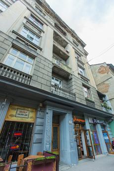 Avangard on Qn. Romana* St.26 Apart, Lviv - apartment by the day