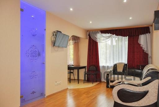 Рядом ТРЦ «Алатырь», Театр «Волхонка», Площадь 1905 года, Дв