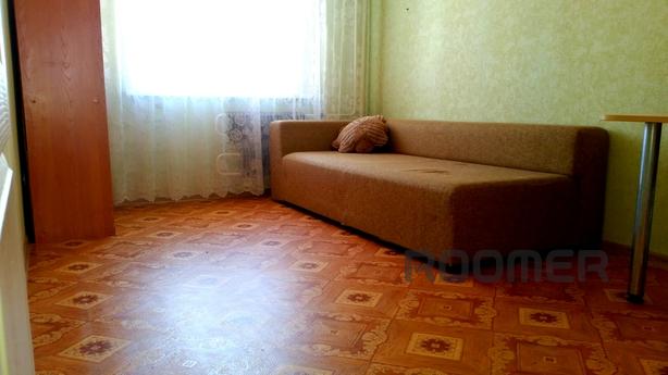 Clean, spacious and cozy apartment !!!, Барнаул - квартира подобово