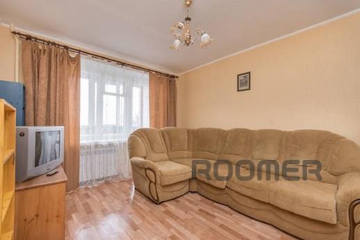 Rent one-room apartment with a good repair and homely street