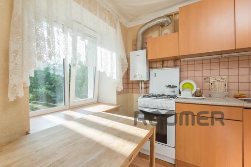 The apartment is on the Siberian tract, Kazan - apartment by the day