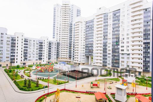 Квартира в у метро Геологическая, Екатеринбург - квартира посуточно