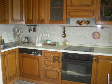 2 bedroom clean and comfortable apartmen, Vidnoye - apartment by the day