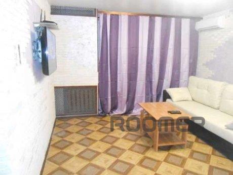 1 bedroom apartment Center home life, Uralsk - apartment by the day