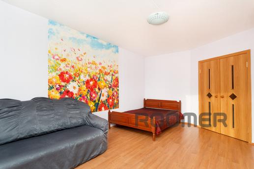 1-bedroom apartment, Center, Yekaterinburg - apartment by the day