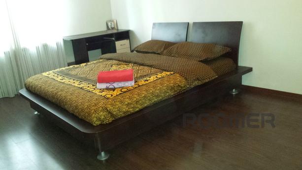 Rent 1 room apartment near the metro station 