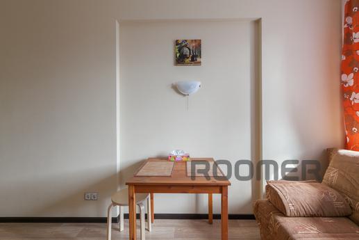 Beautiful clean apartment-class comfort, Lobnya - apartment by the day