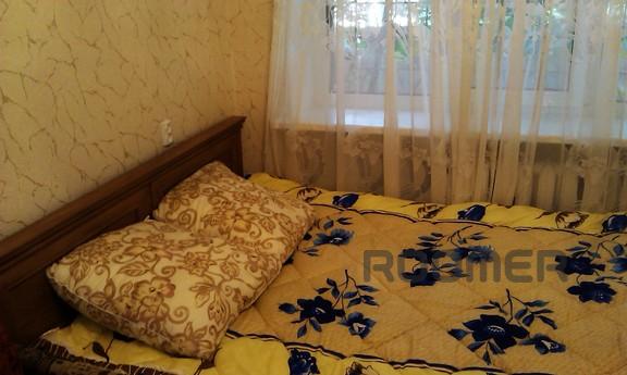 Rent 1-flat on the avenue of Kirov. 2 double bed, sofa. Mode
