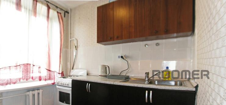 Посуточно Варшавское шоссе 90к1, Москва - квартира посуточно