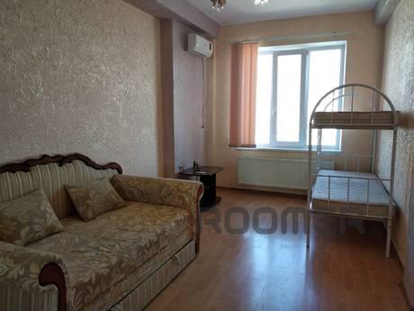 2-bedroom, Lüfsdor Road 140/1, Odessa - apartment by the day