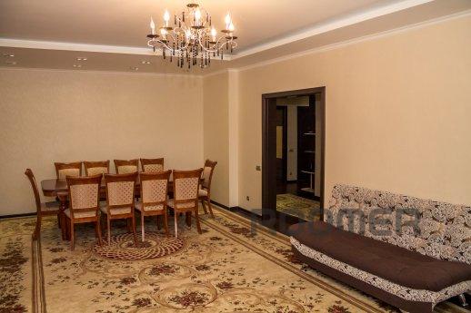 2-bedroom 39 floor, Astana - apartment by the day