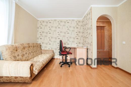 Cozy apartment near the shopping center, Kurgan - apartment by the day