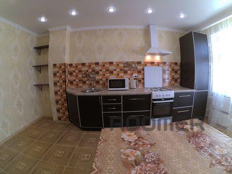 3 bedroom apartment with a repair, Kazan - apartment by the day