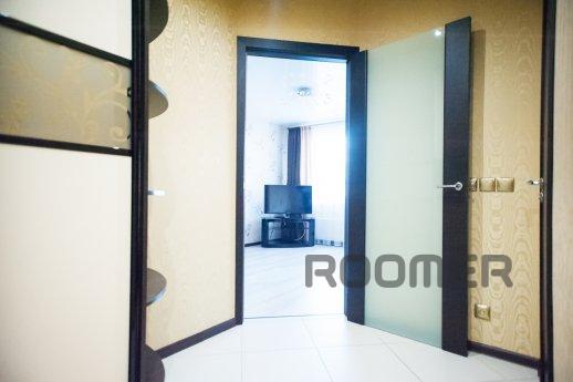 myhomehotel Sheveleva on the street 5, Yekaterinburg - apartment by the day