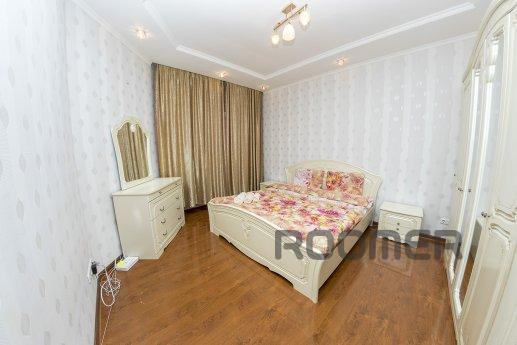 Luxury spacious apartment, Astana - apartment by the day