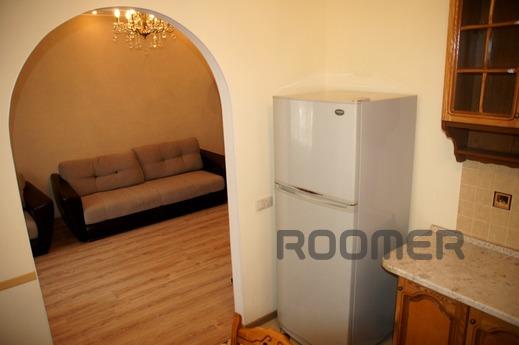 Шикарная 3-комнатна в самом центре !, Волгоград - квартира посуточно