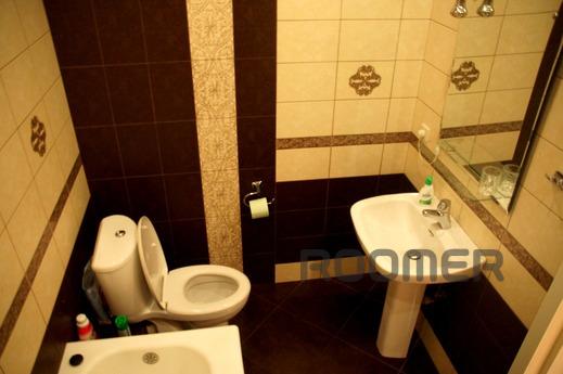 Шикарная 3-комнатна в самом центре !, Волгоград - квартира посуточно