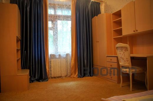 Шикарная 3-комнатна в самом центре !, Волгоград - квартира посуточно